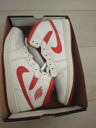 Nike Air Jordan 1 Mid