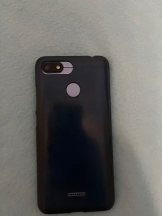 Xiaomi Redmi Note 6A con custodia protettiva