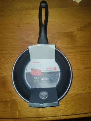 Sartén Fagor nueva a estrenar, acero inox. 18 cm