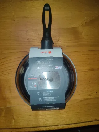 Sartén Fagor nueva a estrenar, acero inox. 18 cm
