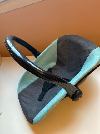 Carro de juguete para muñecas