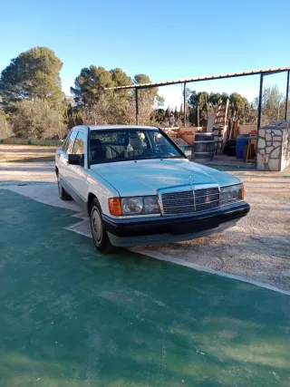 Mercedes-Benz 190E 1992