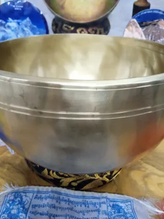 CUENCO TÍBET 20 C JHUMKA 1369 G HECHO A MANO