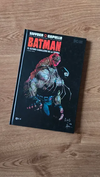 Batman: El último caballero de la Tierra - Libr...