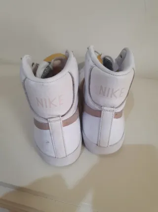 Nike Blazer Mid '77 Donna Bianche e Rosa