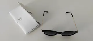 Gafas de sol mujer negras y doradas