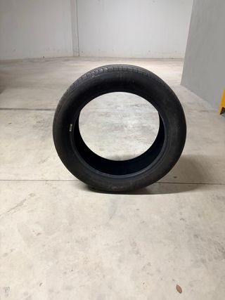 Neumático Michelin 235/50 R19