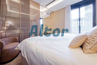 Piso en alquiler en Universidad - Malasaña en Madrid