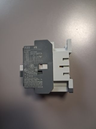 Contattore ABB A16-30-10