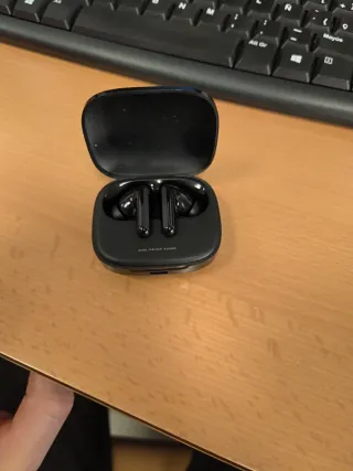 Auriculares Inalámbricos Negros