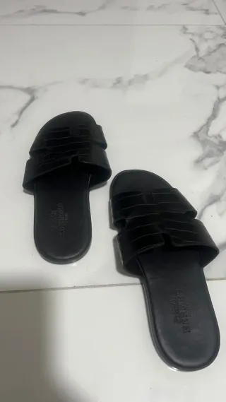 Sandalias Hermès Izmir Negras Cocodrilo