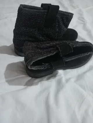 Botas camurça pretas com brilho