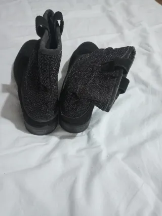 Botas camurça pretas com brilho