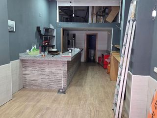 Local comercial en venta en Gamonal en Burgos