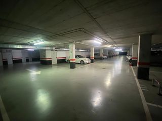 Garaje en venta en Txurdinaga en Bilbao