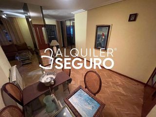 Piso en alquiler en Peñagrande en Madrid