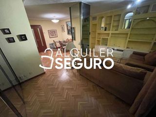 Piso en alquiler en Peñagrande en Madrid