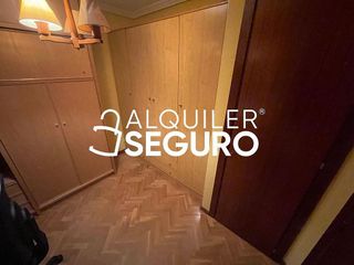 Piso en alquiler en Peñagrande en Madrid