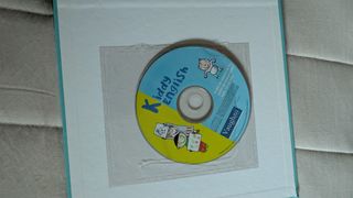 Libro Kiddy English + CD Vaughan