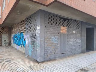 Local comercial en venta en Gamonal en Burgos