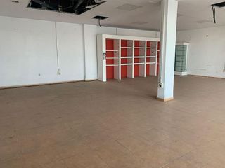 Local comercial en venta en Valencina de la Concepción