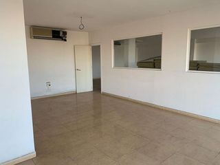 Local comercial en venta en Valencina de la Concepción