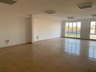 Local comercial en venta en Valencina de la Concepción