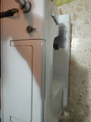 Máquina de coser Alfa para piezas