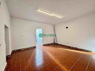 Local comercial en venta en Arroyo de la Miel en Benalmádena