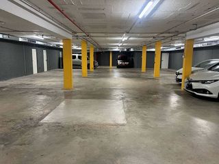 Garaje en venta en Sant Pere en Terrassa