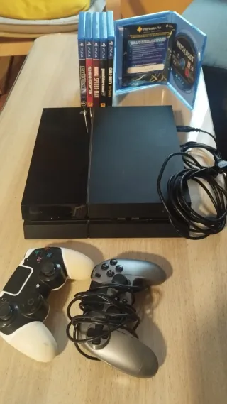 PS4 500Gb+2 mandos+ juegos