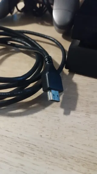 PS4 500Gb+2 mandos+ juegos