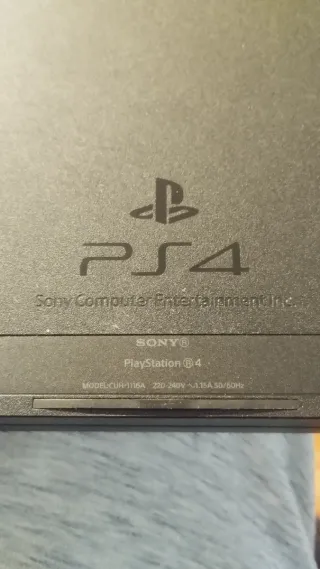 PS4 500Gb+2 mandos+ juegos