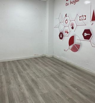 Local comercial en venta en Santa Rosa - Valdeolleros en Córdoba