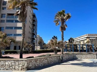 Local comercial en alquiler en Parque Mediterráneo - Santa Paula en Málaga