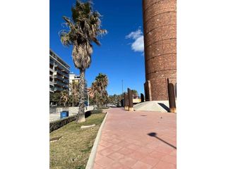 Local comercial en alquiler en Parque Mediterráneo - Santa Paula en Málaga