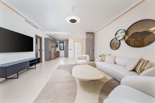 Piso en venta en Puerto Banús en Marbella