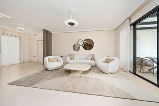 Piso en venta en Puerto Banús en Marbella