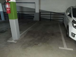 Garaje en venta en Piscinas en Villarreal