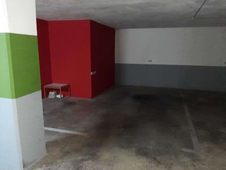 Garaje en venta en Piscinas en Villarreal