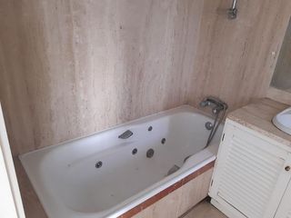 Piso en venta en Puerto Banús en Marbella