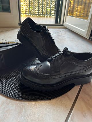 Scarpe stringate donna nere