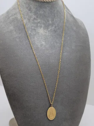 Colgante ovalado acero dorado Virgen