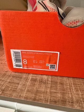 Scarpe Nike ZoomX Streakfly 41 bianco/rosa