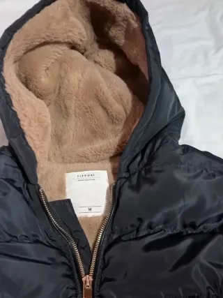 Casaco acolchoado com capuz