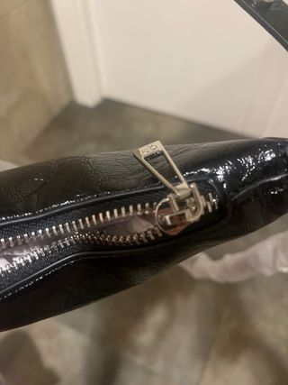 Bolso Parfois negro con tachuelas