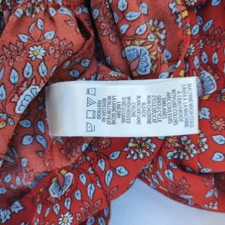 Vestido estampado rojo talla XS