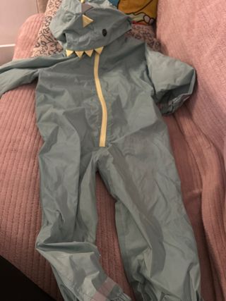 Chubasquero dinosaurio 24-36 meses