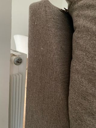 Sofá chaise longue tela beige/gris