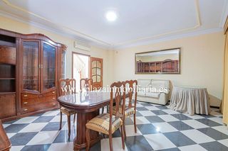 Chalet en venta en Lucena